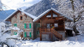 The Stone House - 10 Bed Chalet near Morzine